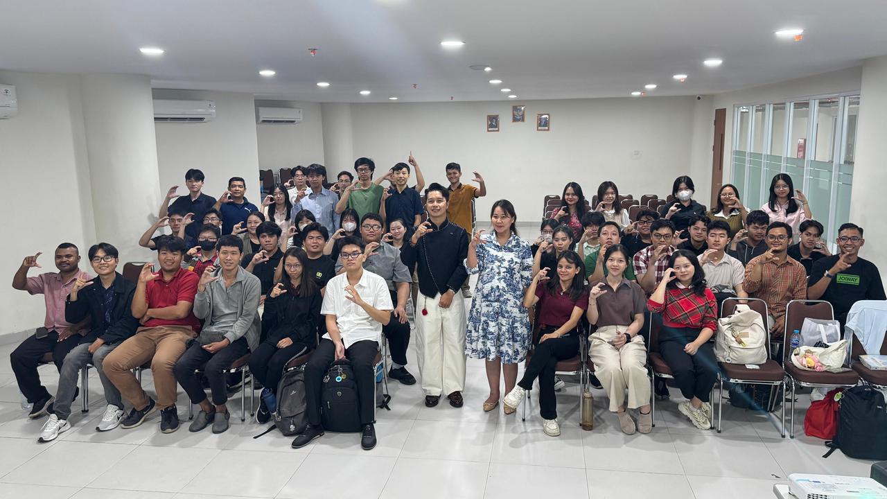 Creative Content, Innovative Business